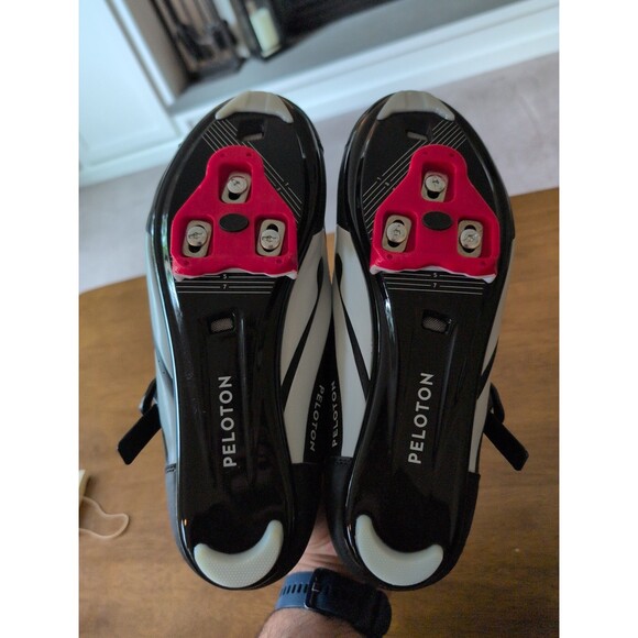 EUC Peloton cycling bike shoes with look delta cleats EU 44 US men's 10 - Picture 6 of 7